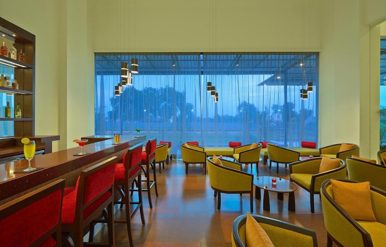 Ginger Gondia, Balaghat Road Exterior photo