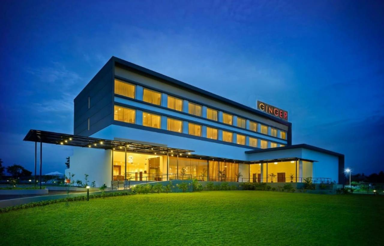 Ginger Gondia, Balaghat Road Exterior photo